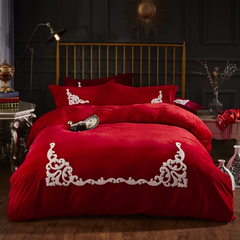 Premium Velvet Embrioded Bedding Set