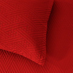 RED QUILTED BEDSPREAD SET