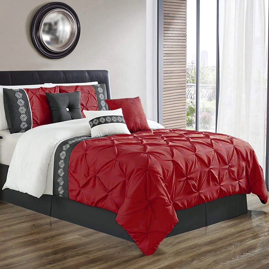 Embrioded Pintuck Duvet Set Meron